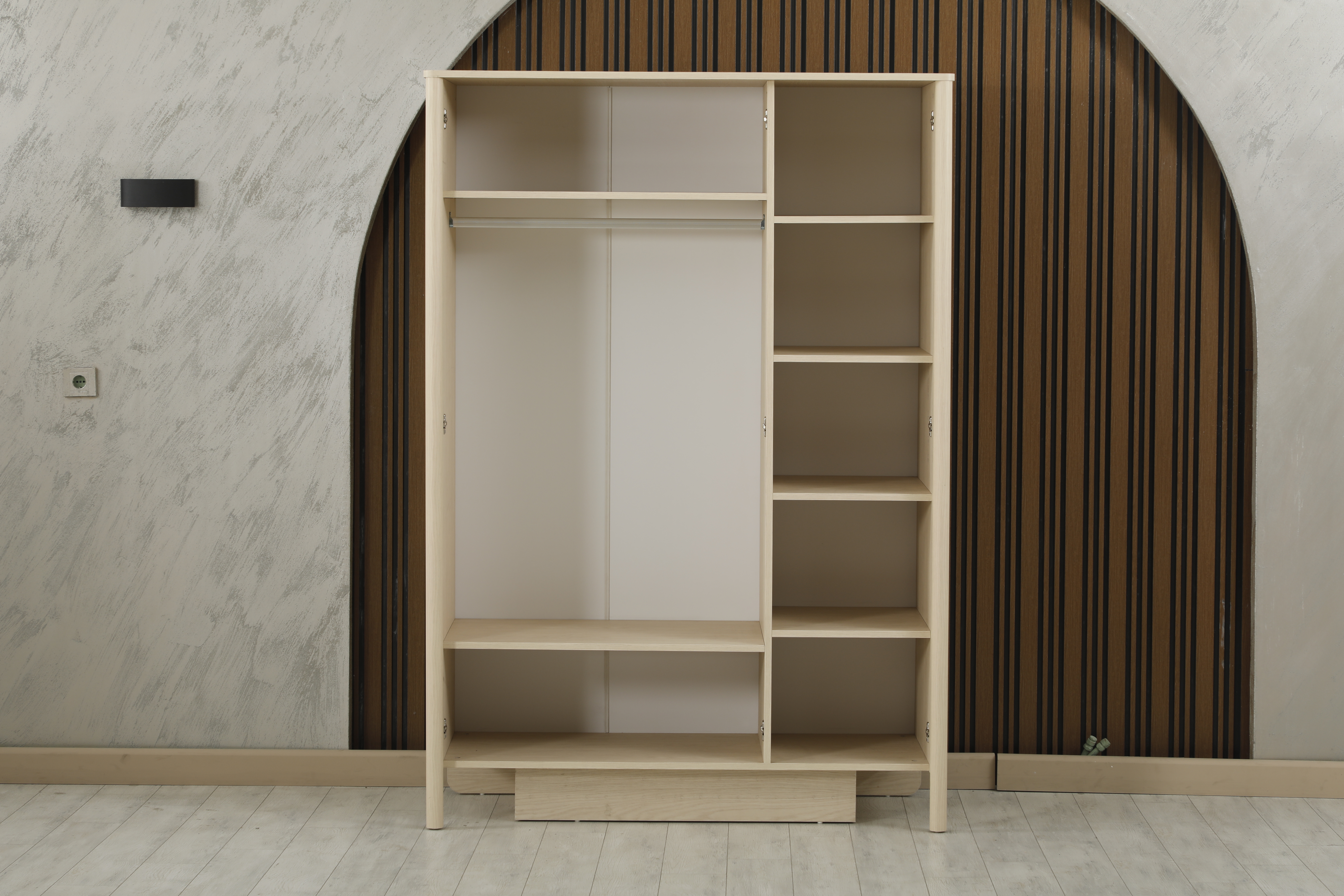 T-830 Pusula Genç Odası